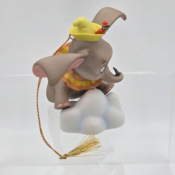 WDCC Dumbo Timothy Sculpture with Button Pin, Balloon and Timothy Mouse Plush - Picture 12 of 14